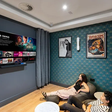 Yugo Explore - Melbourn Point Apartment Cork