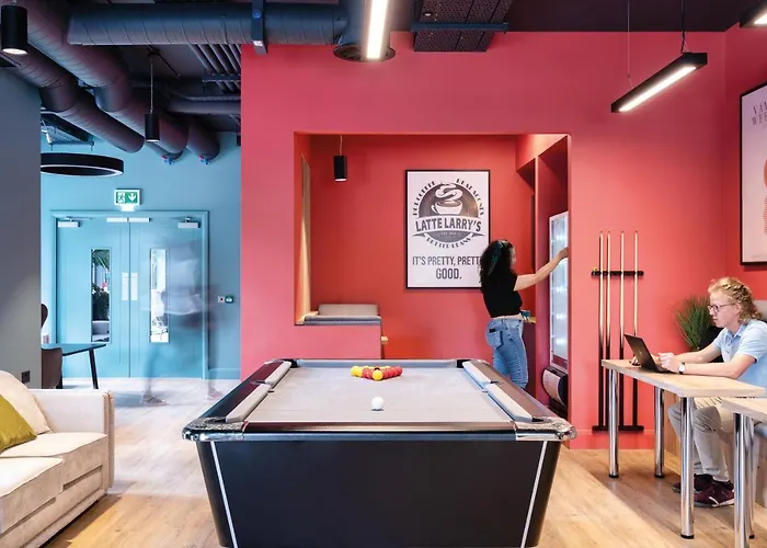 Yugo Explore - Melbourn Point Апартаменты *